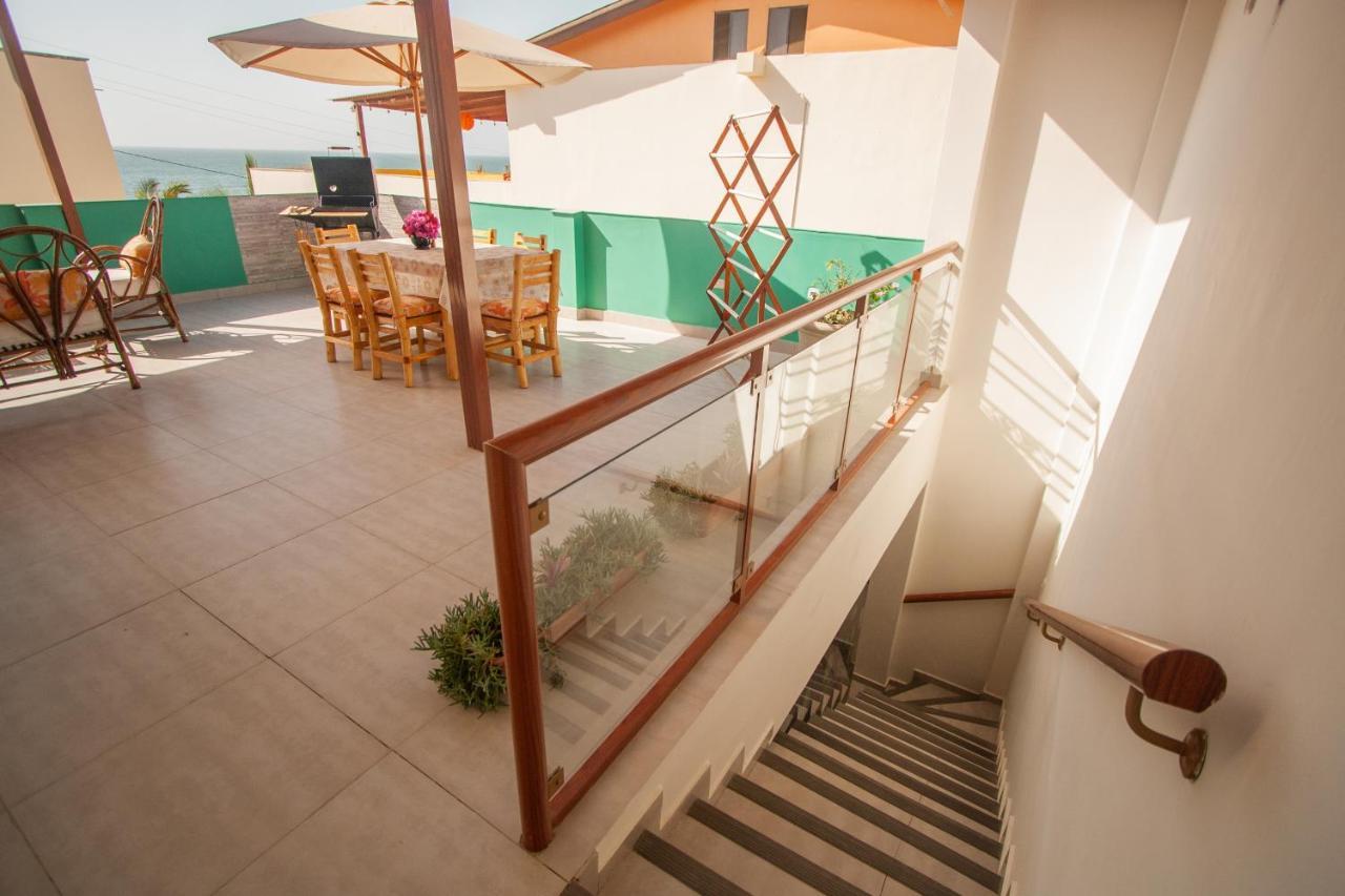 Matices Del Mar En Canoas Canoas de Punta Sal Exterior photo