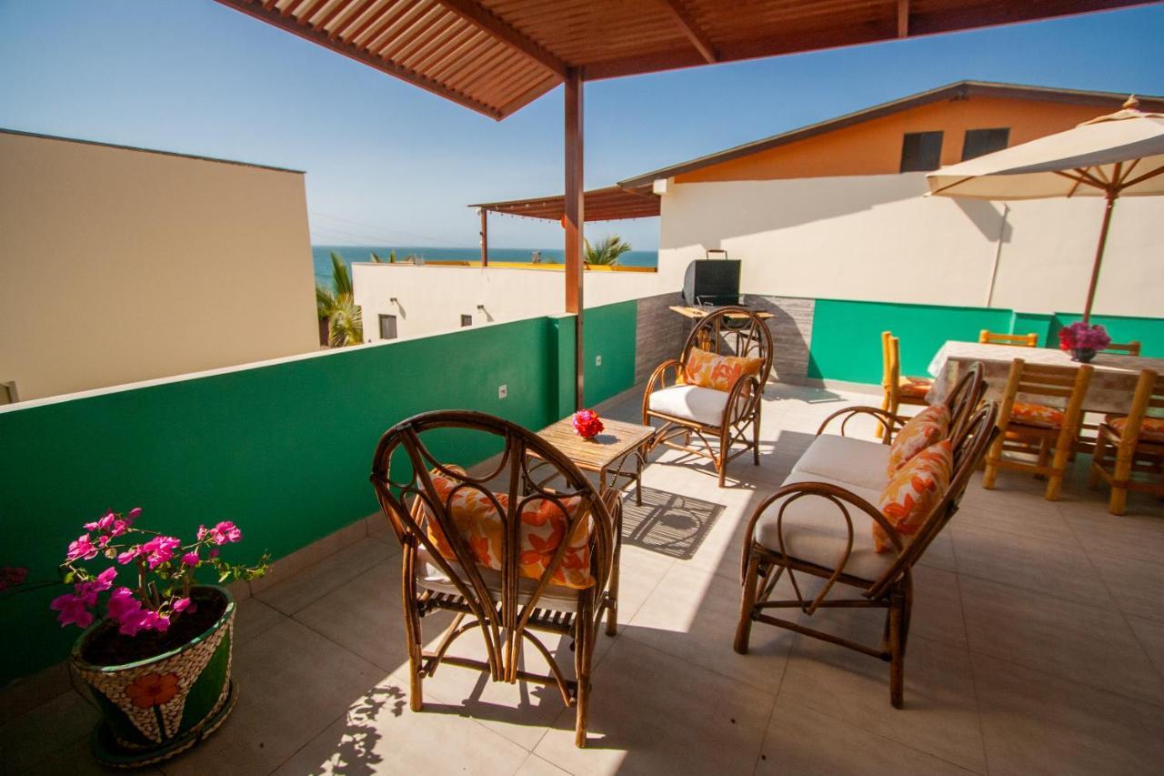 Matices Del Mar En Canoas Canoas de Punta Sal Exterior photo