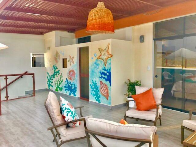 Matices Del Mar En Canoas Canoas de Punta Sal Exterior photo